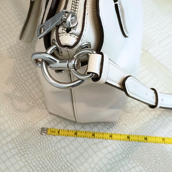 Rare New (Cream/Beige) Coach Remi Satchel No. A2381-1317 - Picture 8 of 14